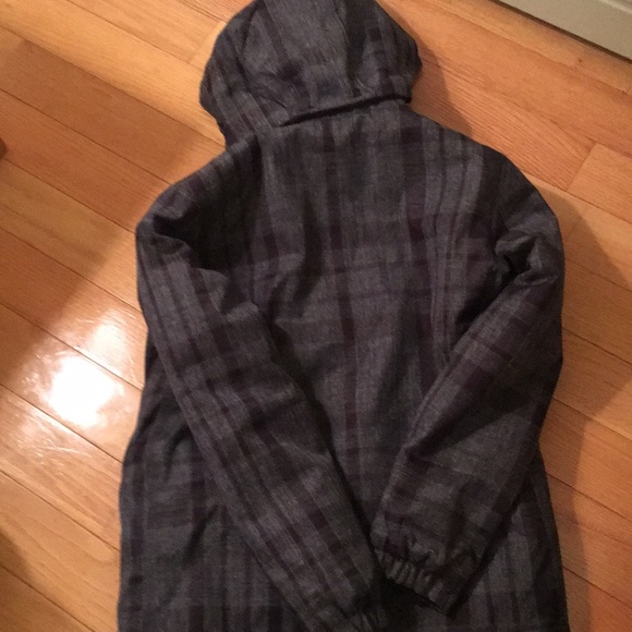 Boys winter Vans jacket - Picture 2 of 4